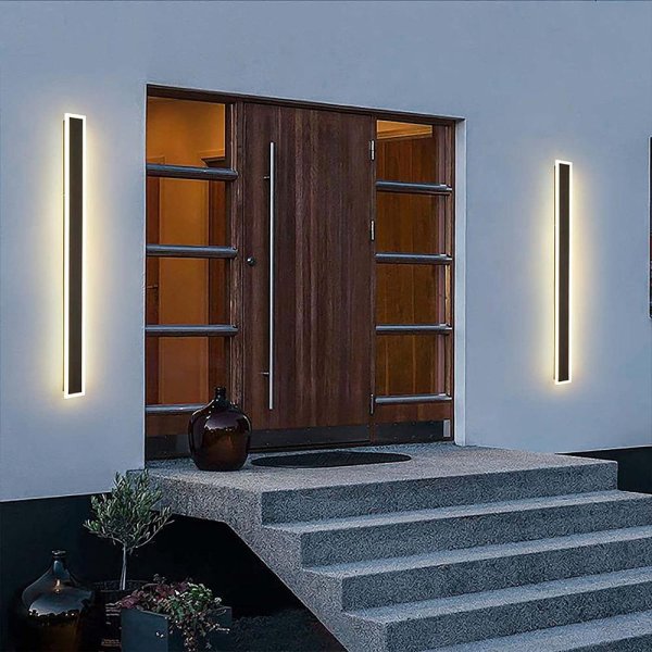 Zidna lampa "I" Snaga 24W / 26W- crna
