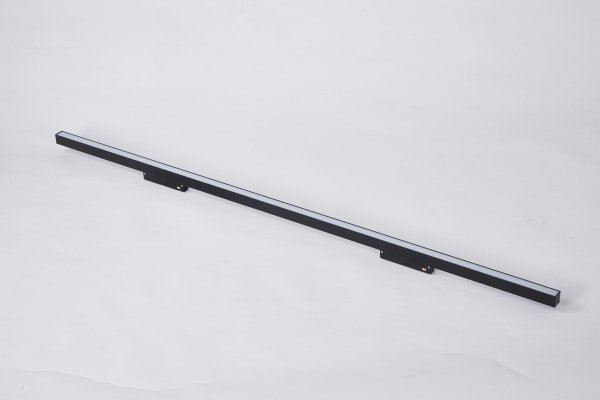 Led magnetni reflektor-ravni puni Snaga 40W 3000K- crna